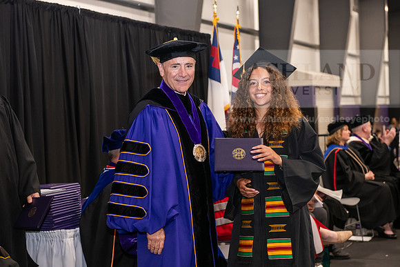 048SpGradBachelorScience0524AWB_9571