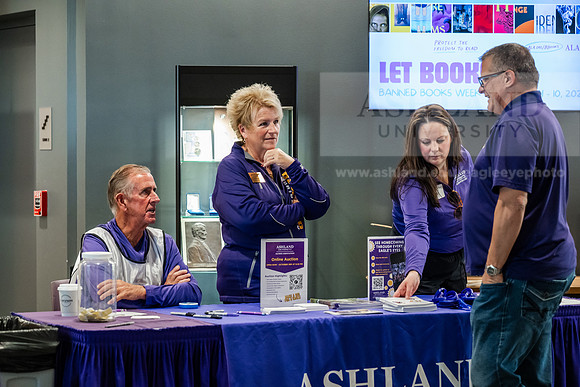 HomecomingWelcomeCoffee1026AWB_1931