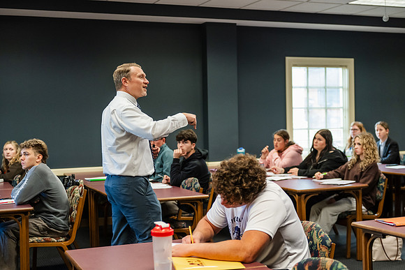 COBEAccountingProfHinkel1026AWB_5290