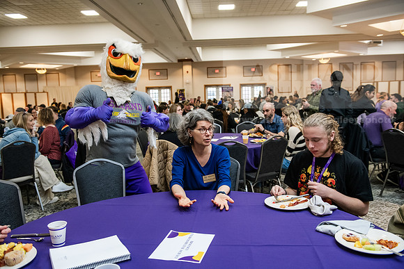 052FutureEagleDayNo2_0325AWB_9862