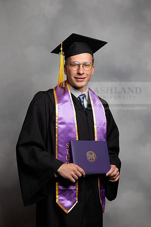 247SPGraduate0523CCP10007