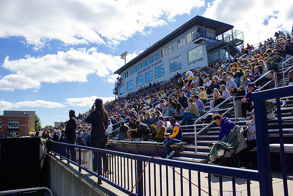Homecoming_105_CS_4353