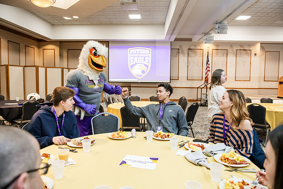049FutureEagleDayNo2_0325AWB_9851