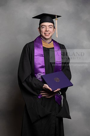 111SPGraduate0523CCP19748