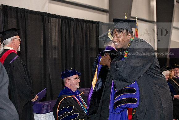 042SPGraduate0523ALW_2843
