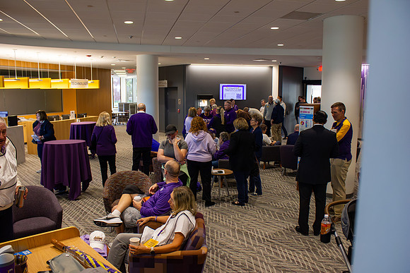 HomecomingNoon_103_CS_4302
