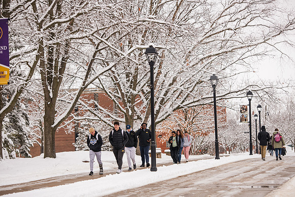 WinterCampusLife0123ALW_3861