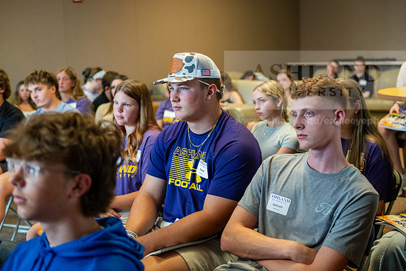 SummerOrientationNo1_0625AWB_0206
