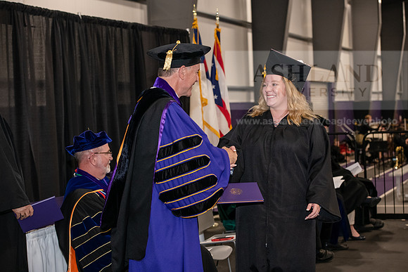 082SPGraduate0523ALW_3207