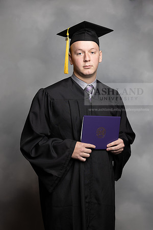 122SPGraduate0523CCP19954