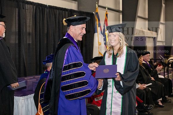 051SPGraduate0523ALW_2646