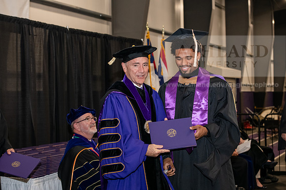 047SPGraduate0523ALW_2314