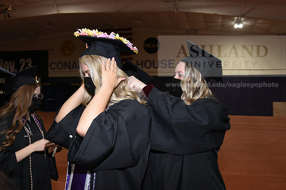 036WiGradPreCeremony1221MP7_0042