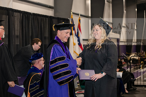 028SPGraduate0523ALW_3170