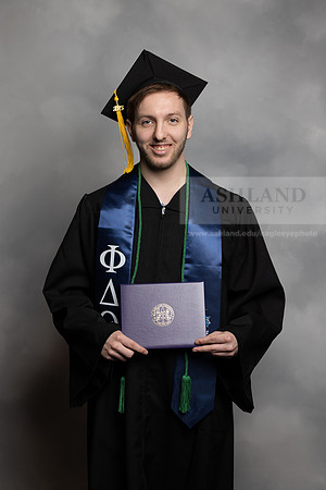 072SPGraduate0523CCP19934