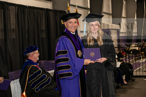 208SPGraduate0523ALW_3127