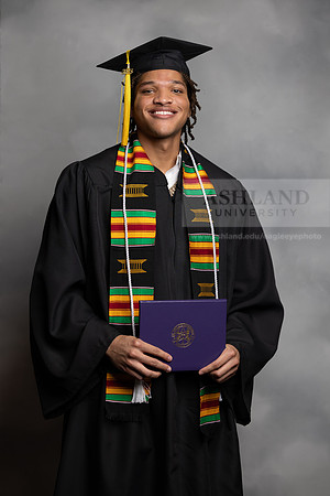 256SPGraduate0523CCP10011