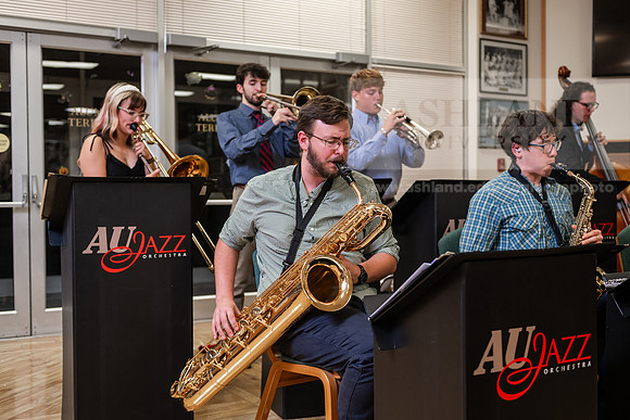 JazzatheNest1026AWB_7455