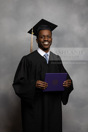 247SPGraduate0523CCP10133