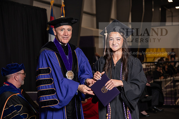 229SpGradBachelorScienceBusiness0524TR_DSC_5471