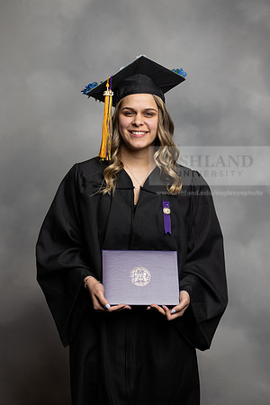 068SPGraduate0523CCP10257
