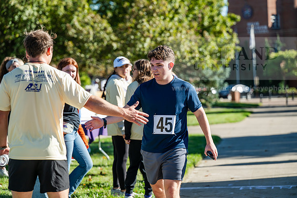 Homecoming5kRunWalk1026AWB_1433