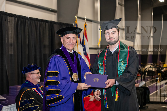 209SPGraduate0523ALW_2745