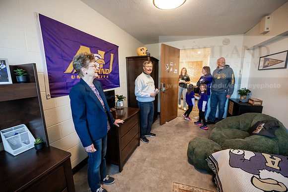 HomecomingAmstutzTours1026AWB_1708