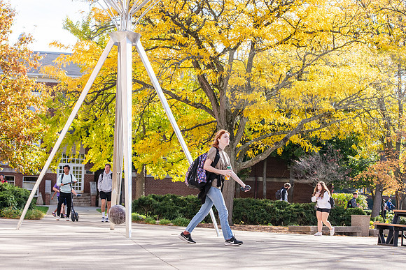 FallCampusLife1024AWB_5429