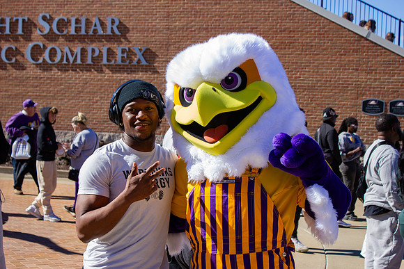 Homecoming_105_CS_4405