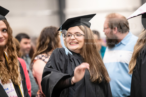 318SpGradProcessional0524AWB_8709