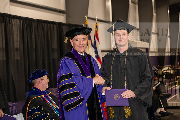 101SPGraduate0523ALW_2883