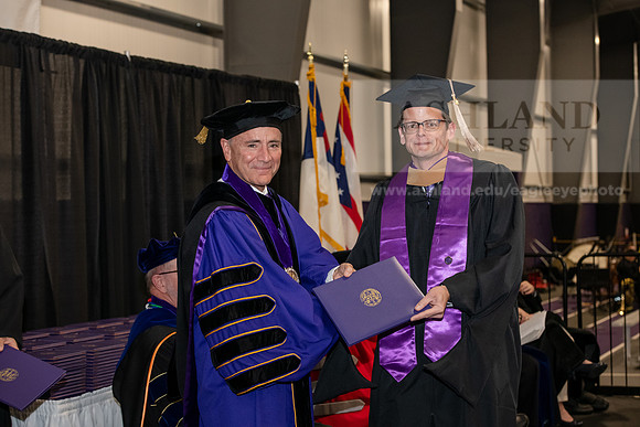 029SPGraduate0523ALW_2301