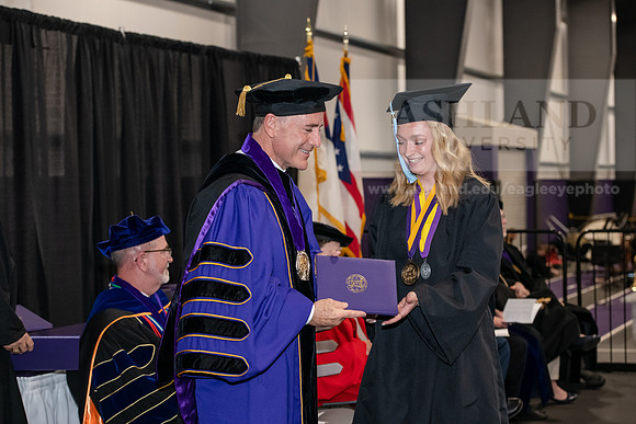 095SPGraduate0523ALW_3053