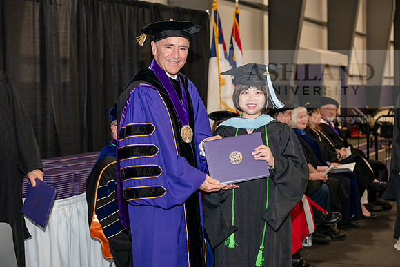 098SPGraduate0523ALW_2275