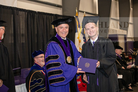 204SPGraduate0523ALW_2742