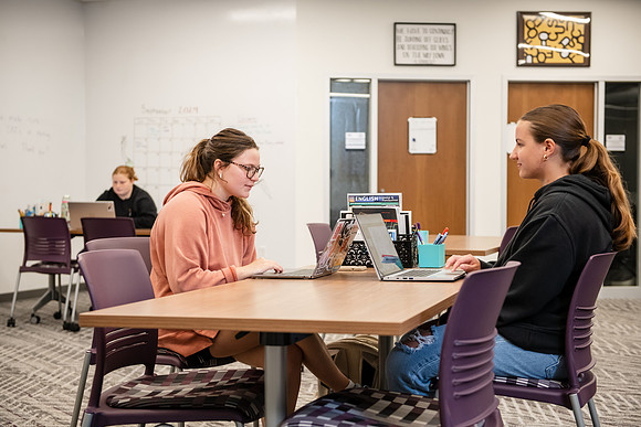 WCCStudentStudy1024AWB_8207