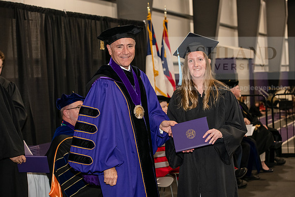076SPGraduate0523ALW_3041