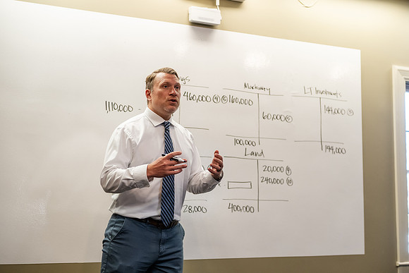 COBEAccountingProfHinkel1026AWB_5033