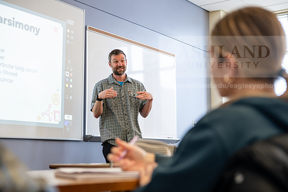 PsychologyClassChartier0226AWB_6947