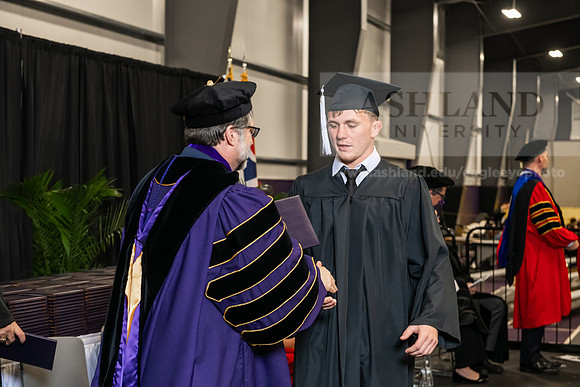 092SPGradBachelorArts0525AWB_3452