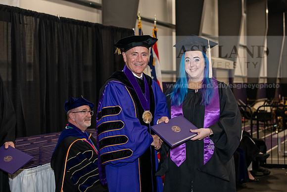 038SPGraduate0523ALW_2308