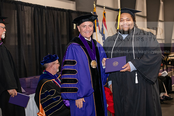 155SPGraduate0523ALW_2712