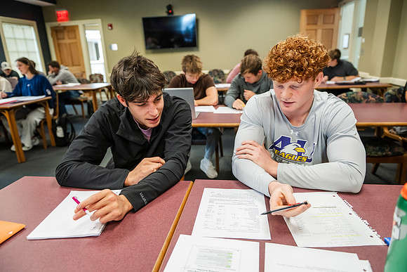 COBEAccountingProfHinkel1026AWB_4987