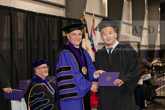 026SPGraduate0523ALW_2833