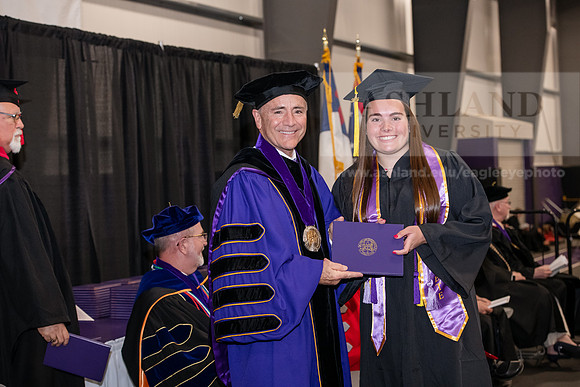 161SPGraduate0523ALW_2716