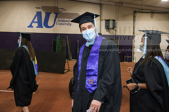 081WiGradPreCeremony1221ALW_6062