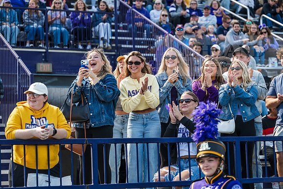 HomecomingAUvTiffinFtball1026AWB_2926
