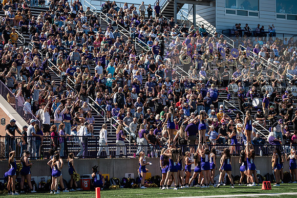 HOCOAUvOHDomFootballGame1024ALW_8631