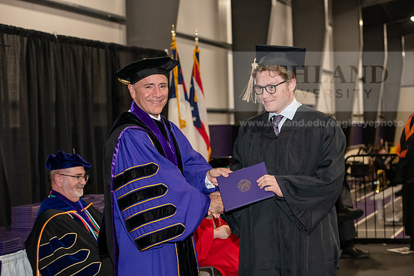 002SPGraduate0523ALW_2817